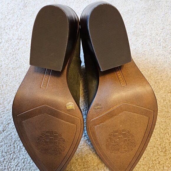 VINCE CAMUTO Gigietta Suede Bootie in Dark Green Suede 7.5 (New without Box) - Picture 6 of 12